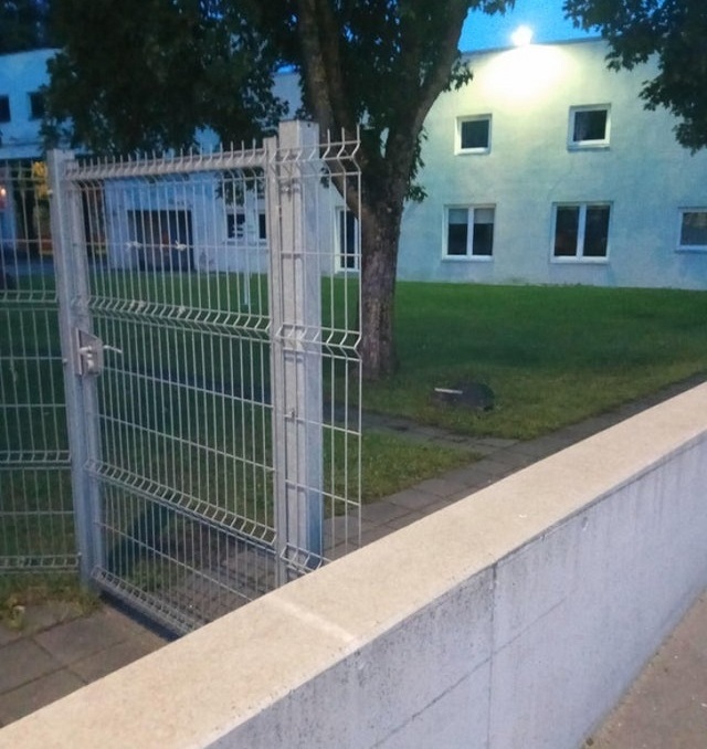 Люди, которым лучше не поручать даже самые простые задачи (20 фото) Люди, которым лучше не поручать даже самые простые задачи (20 фото)