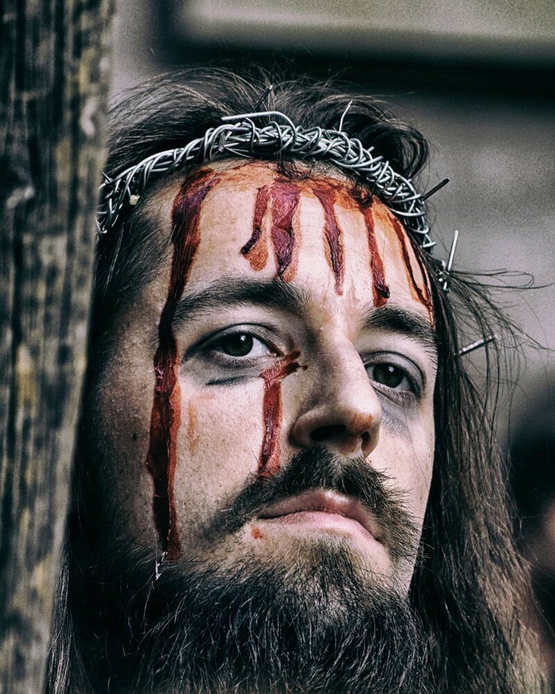 Парад живых мертвецов: в Страсбурге прошло масштабное шествие зомби (49 фото)