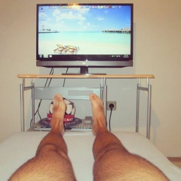 Как бы выглядели парни, если бы фотографировались как девушки (14 фото)