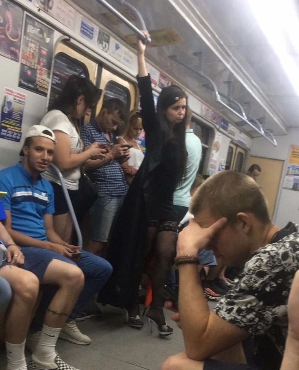 Дивные обитатели метрополитена (30 фото)