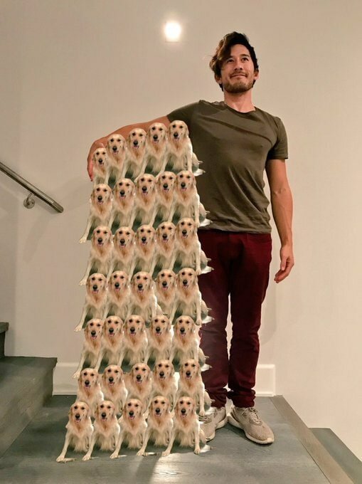 Блогер попросил подписчиков зафотошопить их с собакой, как на картинке, но те устроили смехопанораму (22 фото) Блогер попросил подписчиков зафотошопить их с собакой, как на картинке, но те устроили смехопанораму (22 фото)