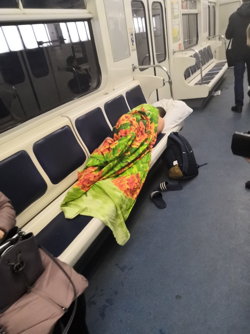 Дивные обитатели метрополитена (30 фото)