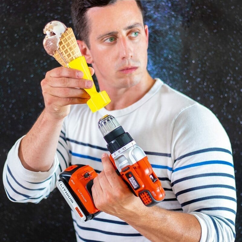 18 бесполезных изобретений от дизайнера, который придумывает проблемы ради их решения (36 фото) 18 бесполезных изобретений от дизайнера, который придумывает проблемы ради их решения (36 фото)