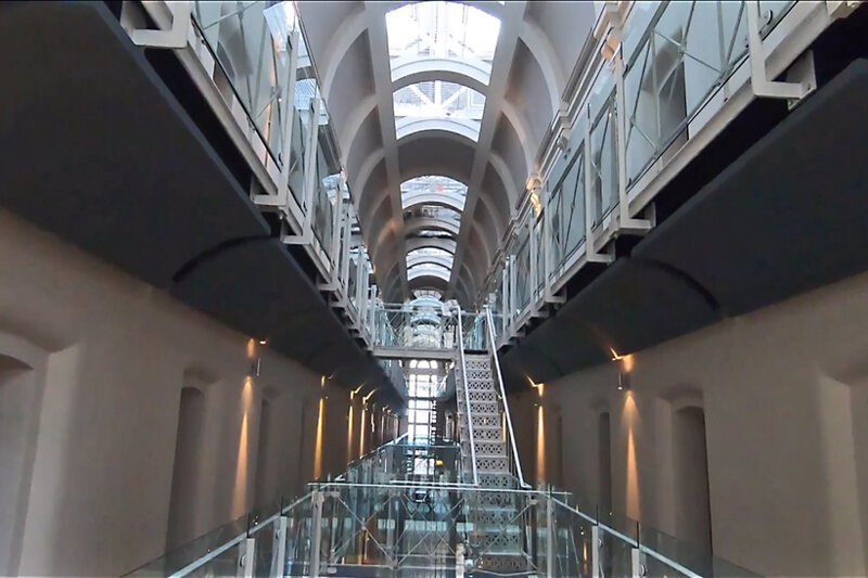 Беспощадный креатив от отелей (14 фото) Беспощадный креатив от отелей (14 фото)