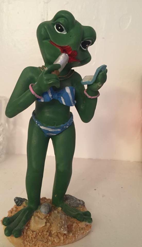 Безумные находки из секонд-хендов и барахолок (20 фото)