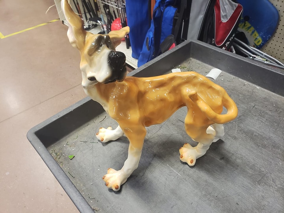 Безумные находки из секонд-хендов и барахолок (20 фото)