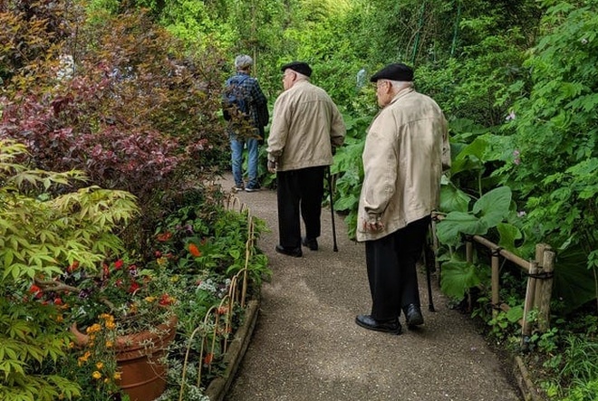 Странные совпадения, которые заставят поверить, что мы живём в матрице (17 фото)