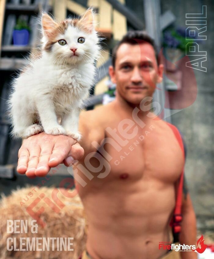 Горячая фотосессия австралийских пожарных с животными для благотворительного календаря на 2020 год (36 фото) Горячая фотосессия австралийских пожарных с животными для благотворительного календаря на 2020 год (36 фото)