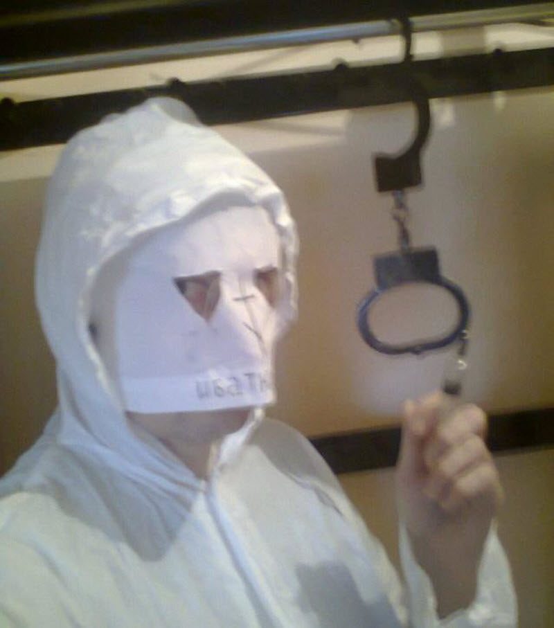 Сотрудник уральского морга опубликовал фотографии с работы (3 фото)