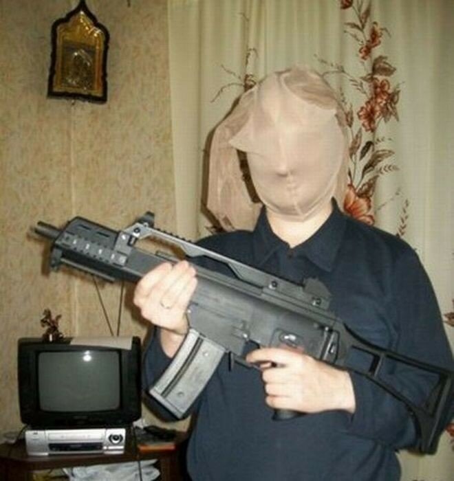 Слишком опасные "бандиты" из социальных сетей (15 фото)