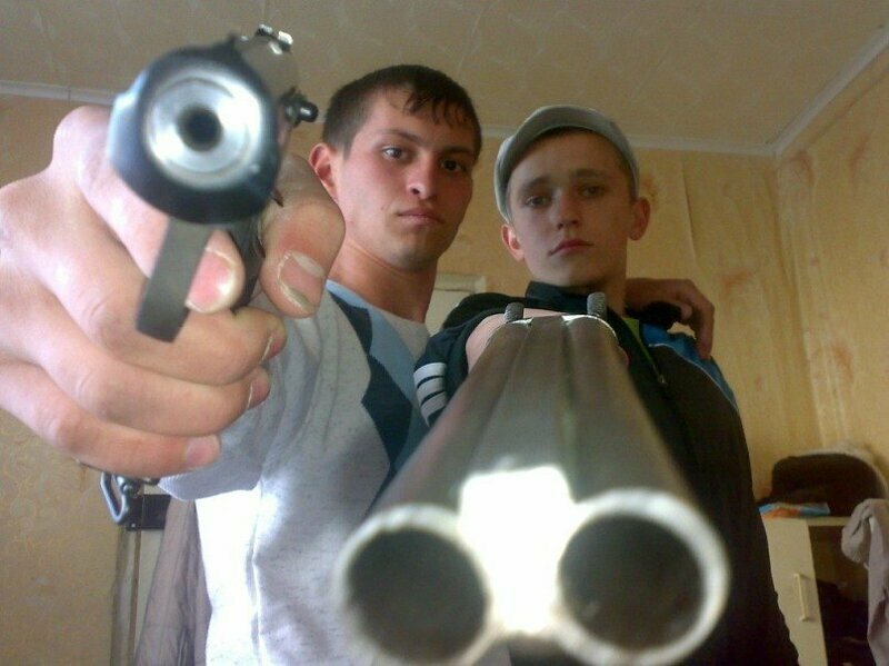 Слишком опасные "бандиты" из социальных сетей (15 фото)