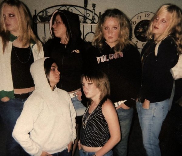 Люди, у которых все в порядке с самоиронией (12 фото)