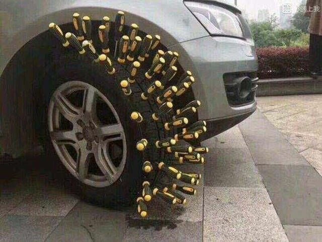 Фотографии, показывающие, почему не стоит злить женщин (13 фото)