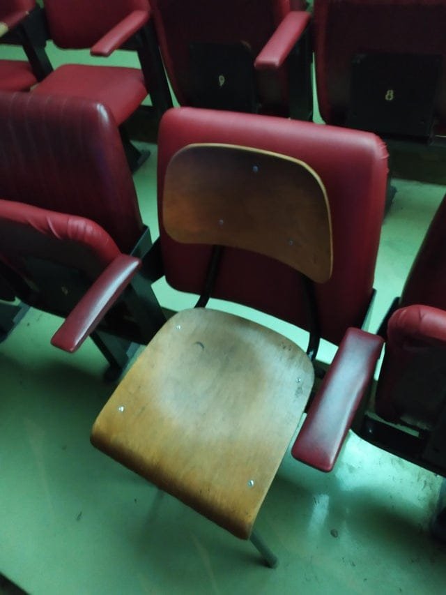 Фотографии, по которым ясно, что день у людей не задался (15 фото) Фотографии, по которым ясно, что день у людей не задался (15 фото)