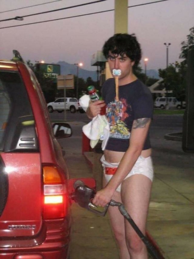 Фотографии, на которых не понять, что происходит (23 фото)