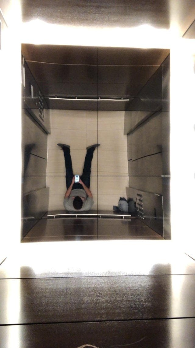 Фотографии, по которым ясно, что день у людей не задался (15 фото) Фотографии, по которым ясно, что день у людей не задался (15 фото)