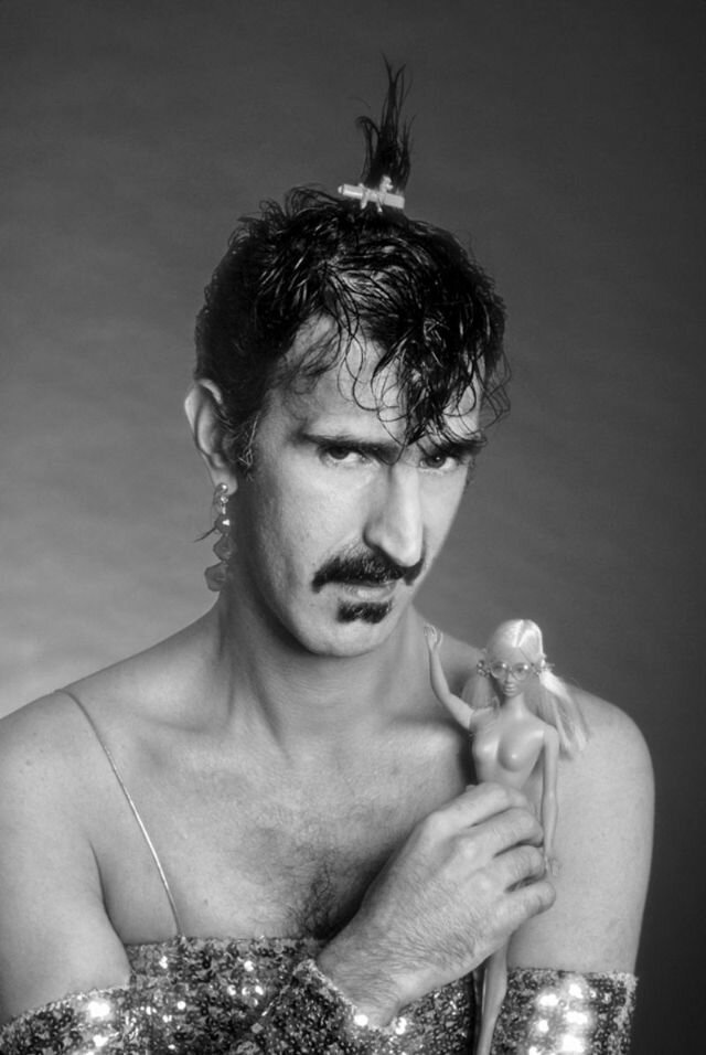 Смешные и странные фотографии Фрэнка Заппы (33 фото)