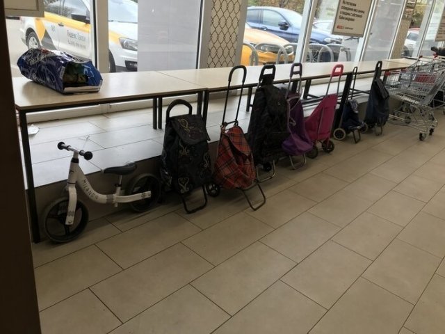 Удивительные поступки бабушек (20 фото)