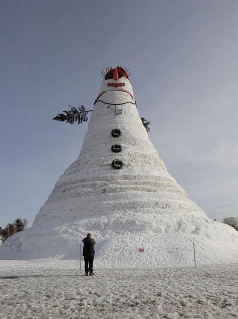 Зима близко – значит, наступит время снеговиков (9 фото)