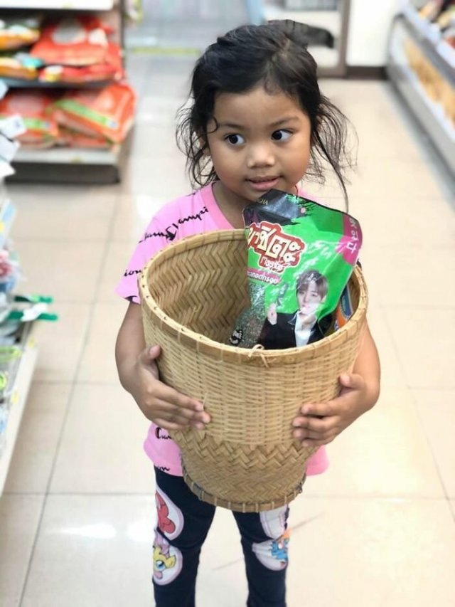 В Тайланде запретили пластиковые пакеты - вот, что творится в магазинах (29 фото)