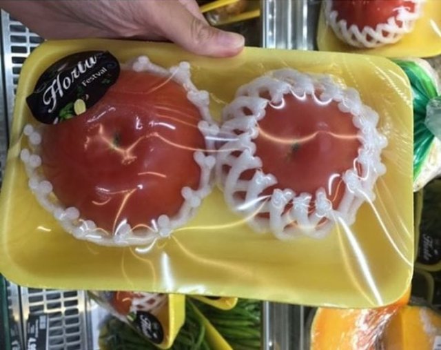 Примеры бессмысленной упаковки, которая только загрязняет нашу планету (20 фото)