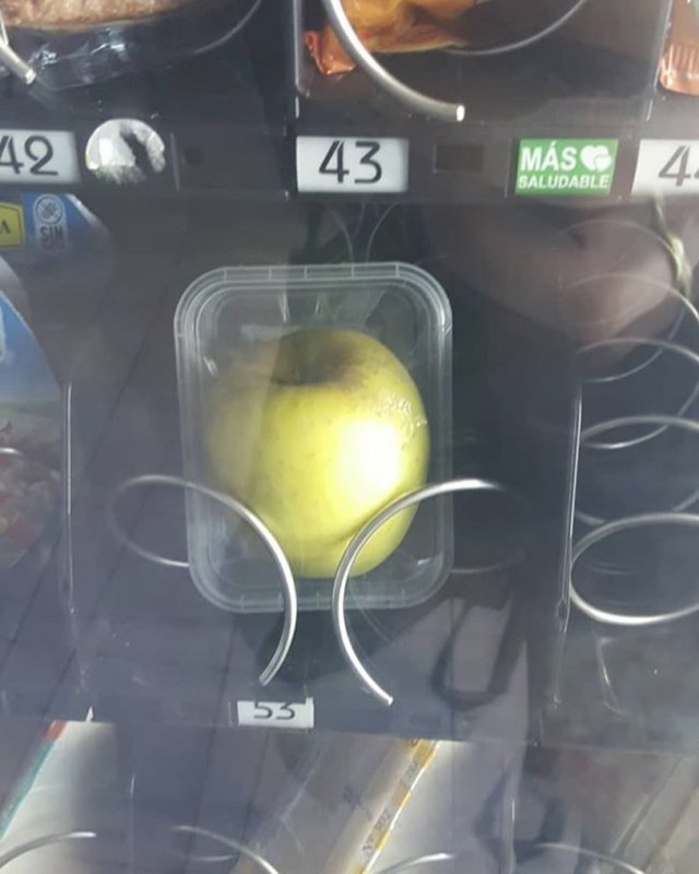 Примеры бессмысленной упаковки, которая только загрязняет нашу планету (20 фото)