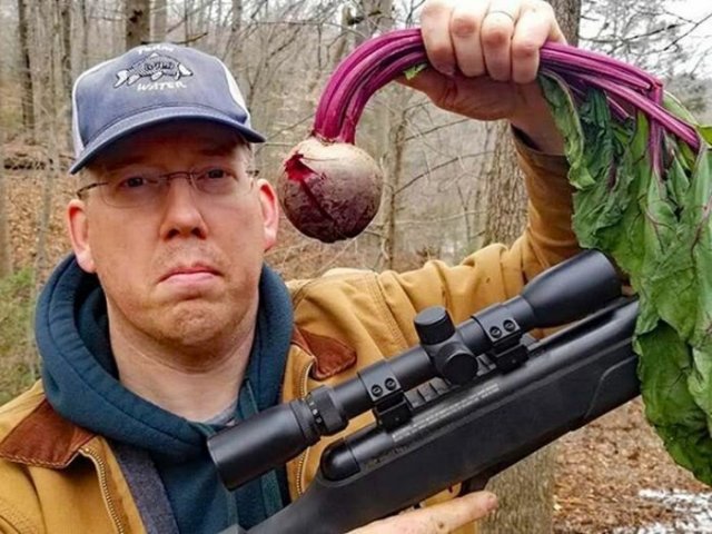 В Сети пользователи показали, как выглядит вегетарианская охота (20 фото)