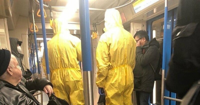 Московское метро подверглось атаке пранкеров от коронавируса (1 фото + 1 видео) Московское метро подверглось атаке пранкеров от коронавируса (1 фото + 1 видео)