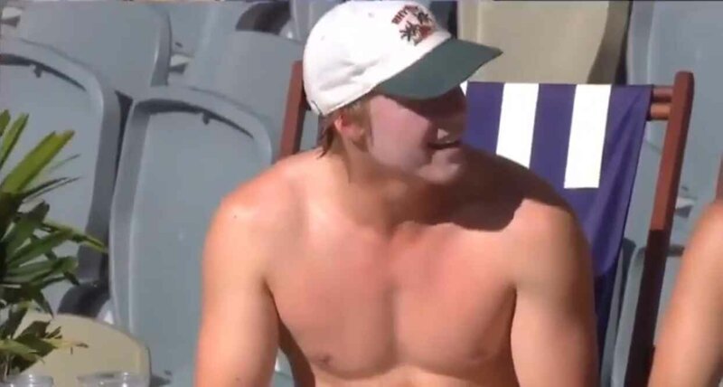 Отец поймал своего несовершеннолетнего сына, пьющего пиво в прямом эфире (4 фото + 1 видео)