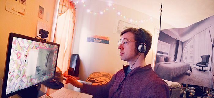 Сотрудник на удалёнке разыграл коллег с помощью смекалки и принтера (4 фото) Сотрудник на удалёнке разыграл коллег с помощью смекалки и принтера (4 фото)