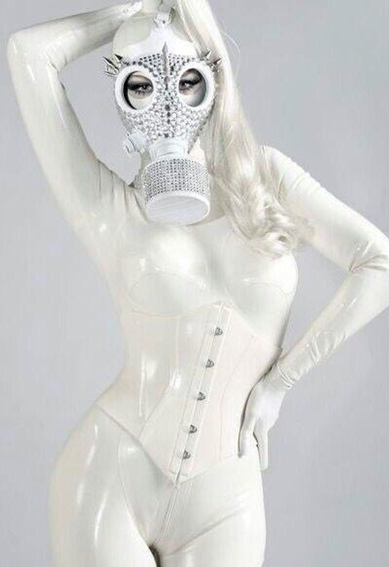 Коллекция весна-лето 2020 (5 фото)