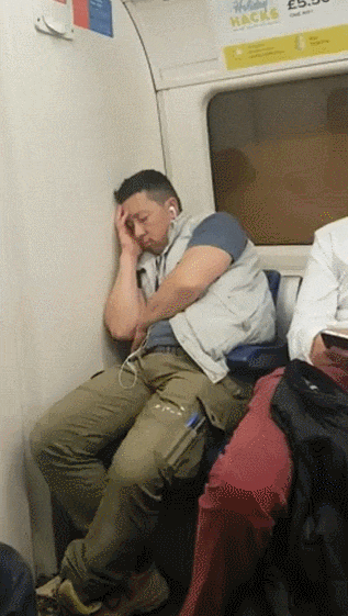 Подборка неожиданных совпадений (17 фото) Подборка неожиданных совпадений (17 фото)