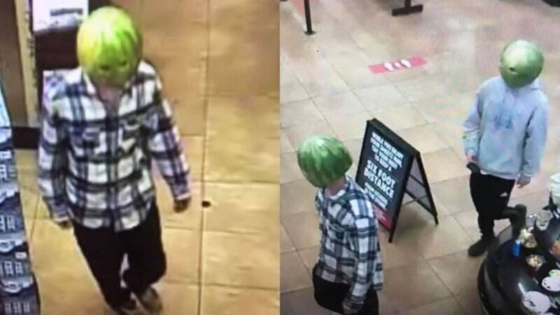 Преступники с арбузом на голове ограбили магазин в США (5 фото) Преступники с арбузом на голове ограбили магазин в США (5 фото)