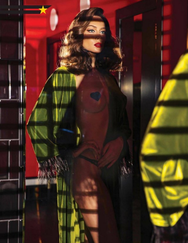 Настасья Самбурская снялась для журнала Maxim (14 фото + видео)