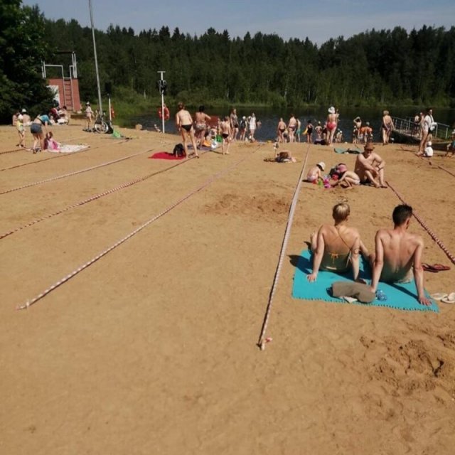 Когда социальное дистанцирование зашло слишком далеко (15 фото)