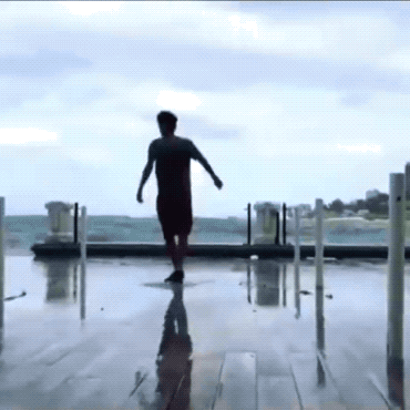 Подборка забавных фейлов и необычных трюков (20 гифок)