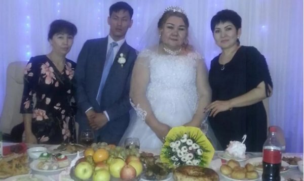 Смешные и очень колоритные фотографии со свадеб (25 фото)