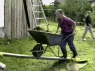 Подборка забавных и эпичных фейлов (15 гифок)