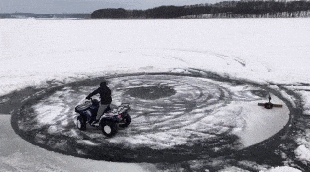 Подборка автомобильных фейлов и трюков (12 гифок)