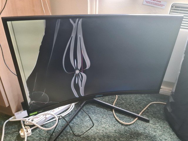 Мелкие жизненные неприятности, с которыми может столкнуться каждый (15 фото)