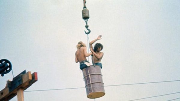 Люди, которые не слышали о технике безопасности (19 фото)