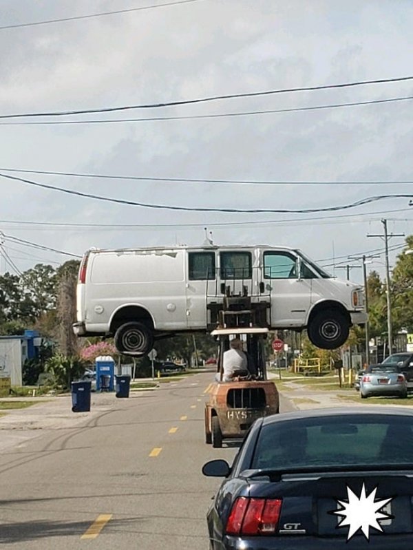 Люди, которые не слышали о технике безопасности (19 фото)