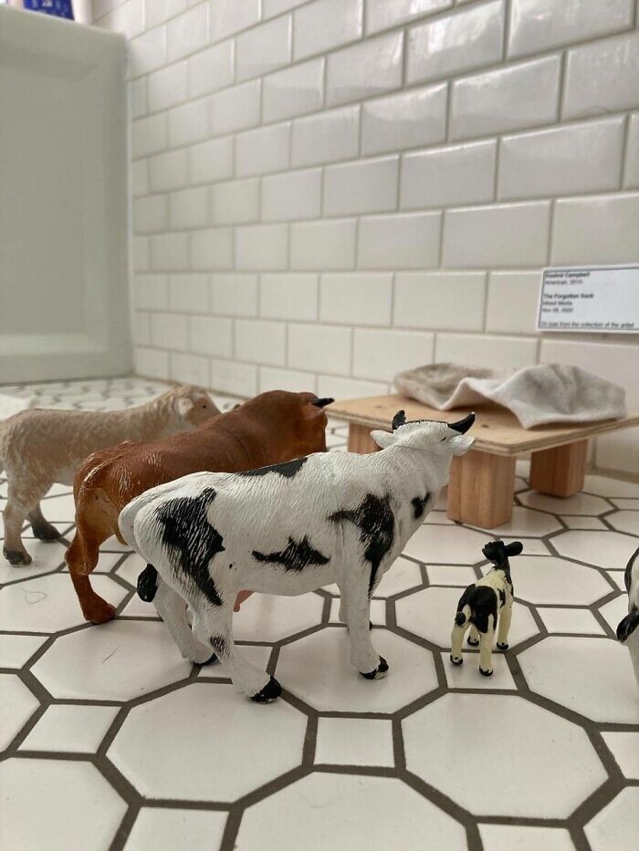 Мама и дочка: война носка (14 фото) Мама и дочка: война носка (14 фото)