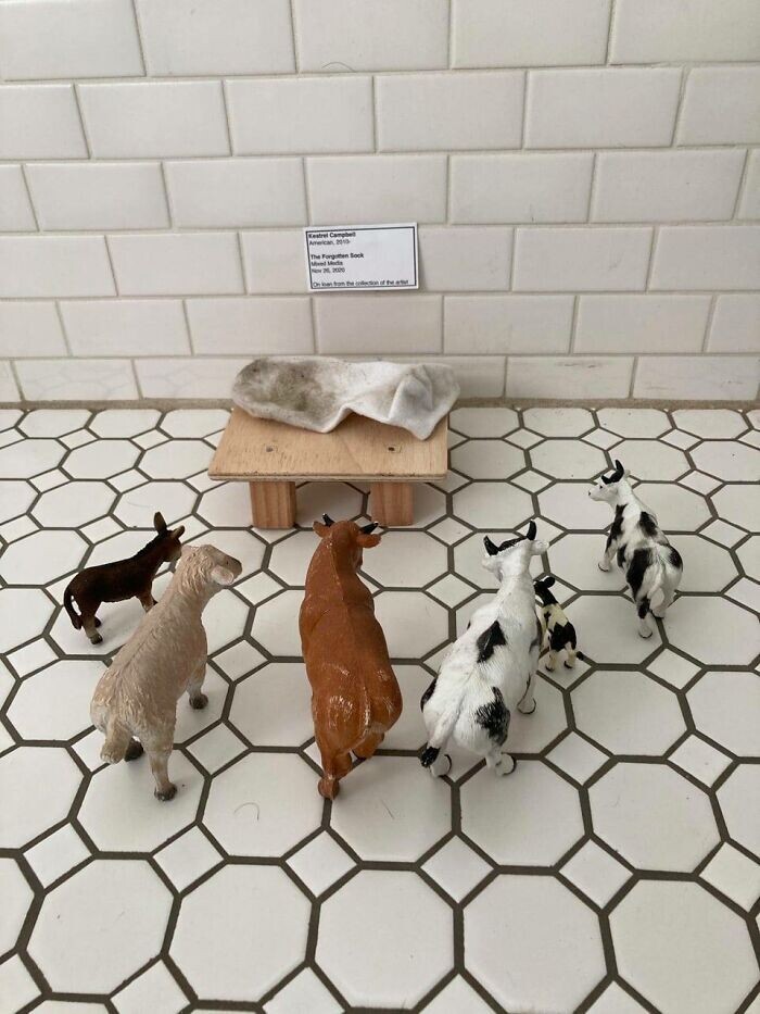 Мама и дочка: война носка (14 фото) Мама и дочка: война носка (14 фото)