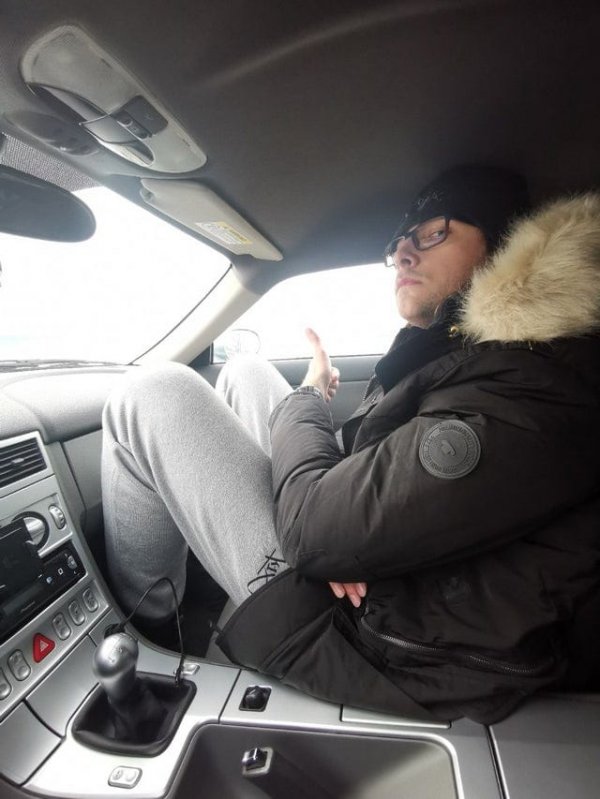 Необычная жизнь очень высоких людей (15 фото) Необычная жизнь очень высоких людей (15 фото)