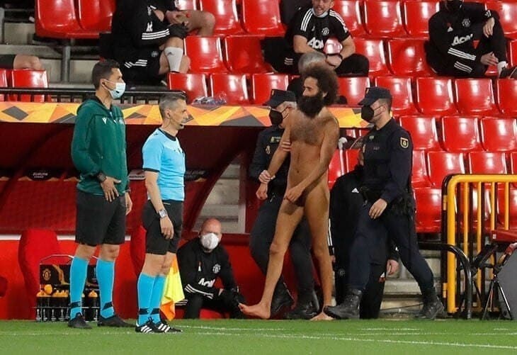 Каникулы Бонифация. Продолжение (5 фото) Каникулы Бонифация. Продолжение (5 фото)