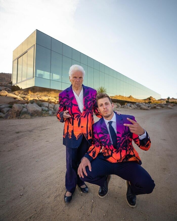 Бабушка и внук стали звездами интернета (23 фото)