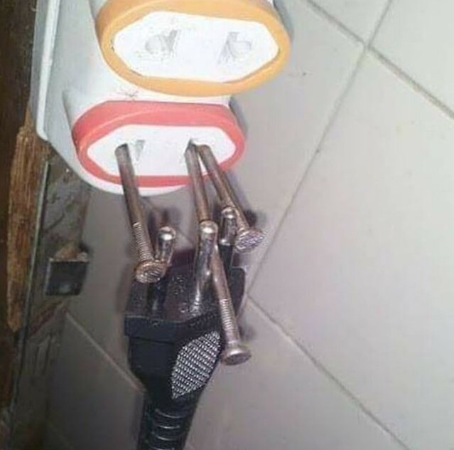 Эпично: 30 дизайнерских и строительных ляпов (31 фото) Эпично: 30 дизайнерских и строительных ляпов (31 фото)