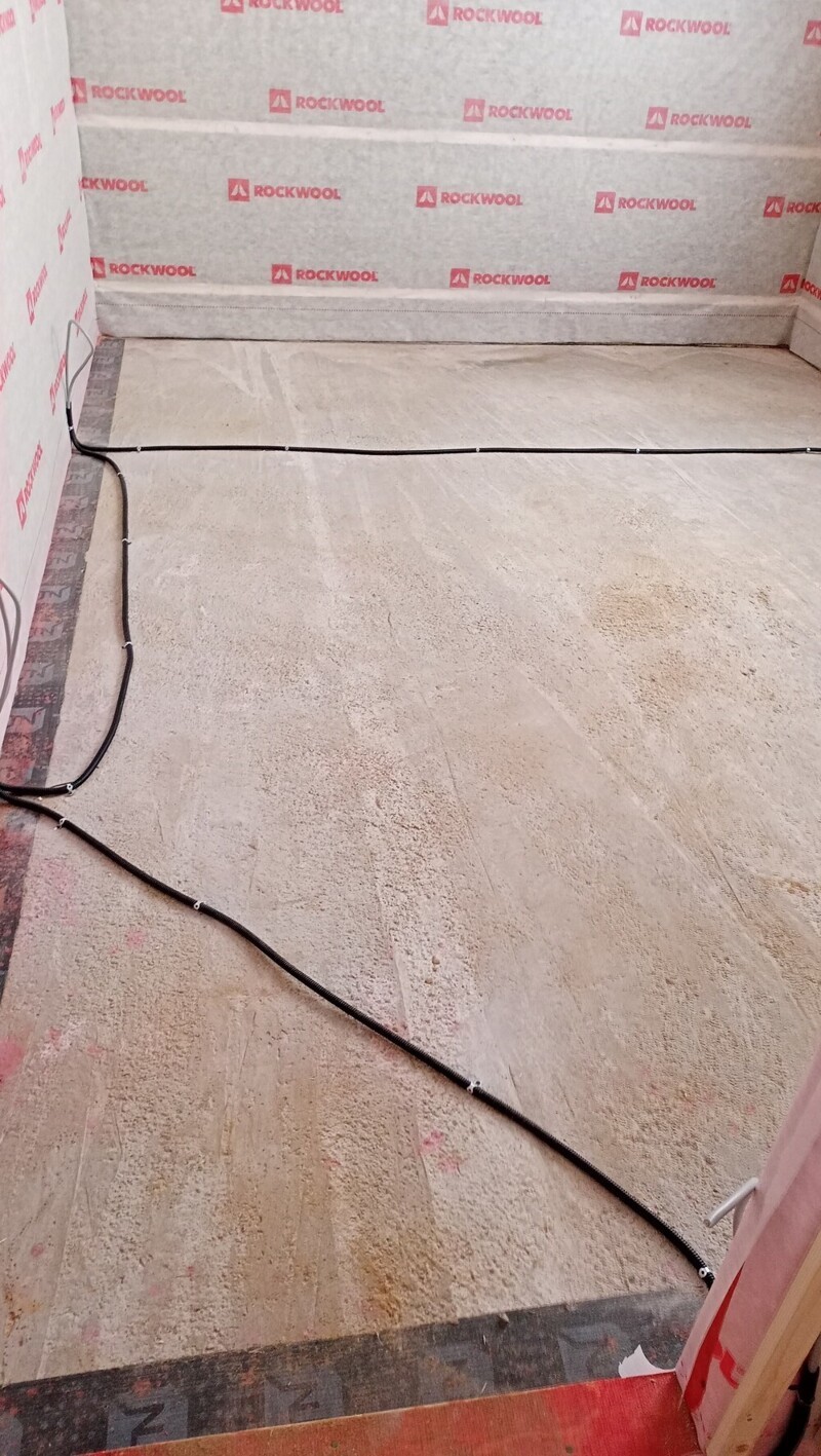 Мастера, работающие в стиле "сойдёт и так" продолжают удивлять окружающих (17 фото)