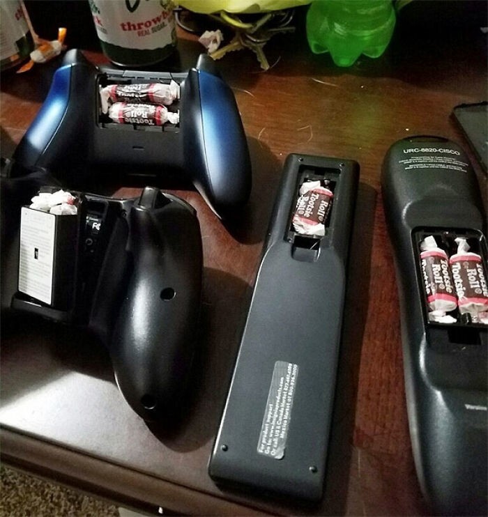 20 забавных кадров, доказывающих, что соседи по квартире - это весело (21 фото)